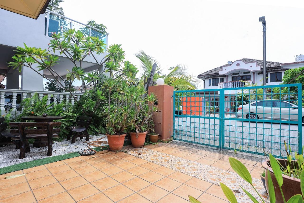 Oyo Home 90229, 3 Little Birds Homestay 4Bhk Malacca Luaran gambar