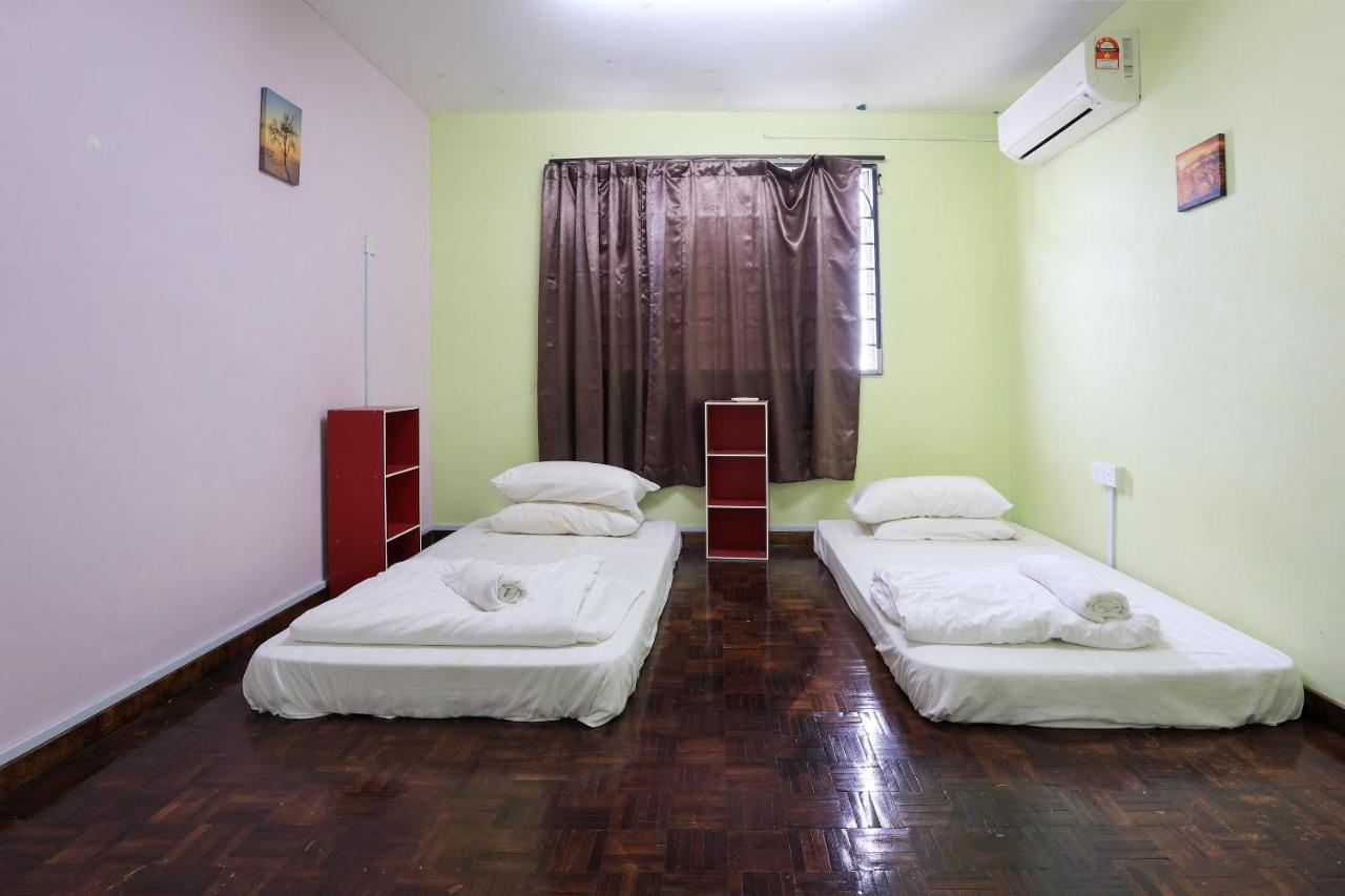 Oyo Home 90229, 3 Little Birds Homestay 4Bhk Malacca Luaran gambar