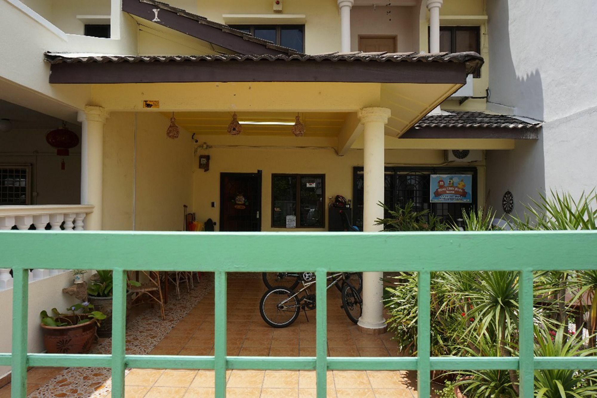 Oyo Home 90229, 3 Little Birds Homestay 4Bhk Malacca Luaran gambar